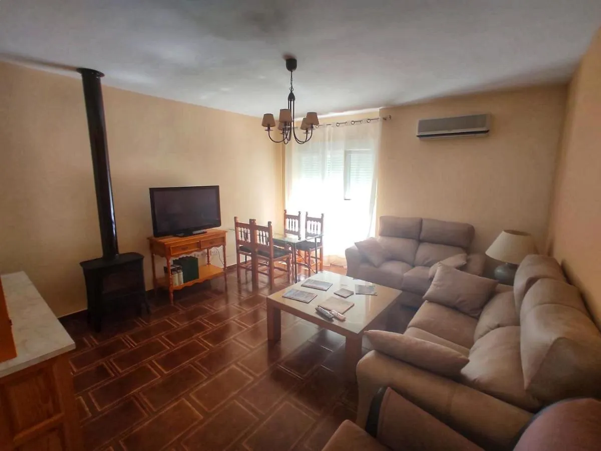 Alojamiento Turistico Ana Maria Torreperogil Apartment